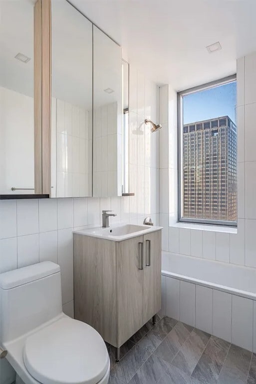 Building Photo - 318 W 47th St