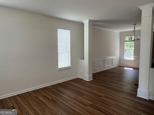 Building Photo - 421 Holland Springs Dr NW