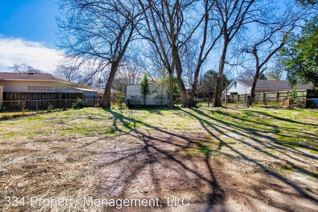 Building Photo - 3 br, 2 bath House - 4356 Eastmont Drive