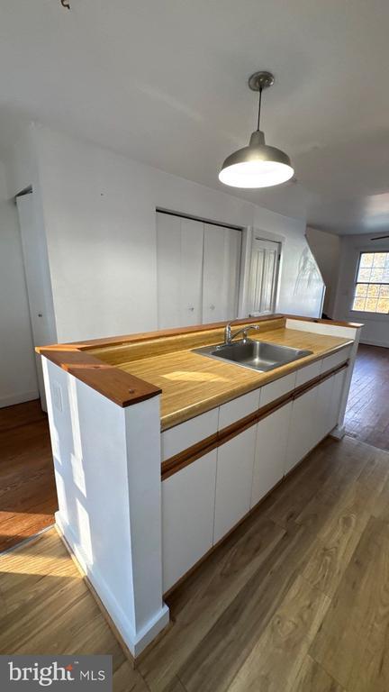 Foto principal - 8486 Main St