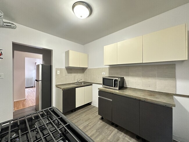 Foto del edificio - 7149 S Constance Ave