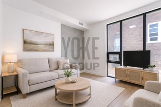 Building Photo - 11 Robert St