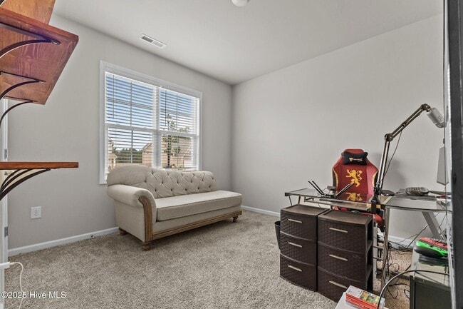 Foto del edificio - 129 Sandy Springs Rd