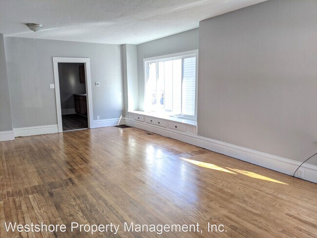 Building Photo - 3 br, 1 bath House - 486 E. Apple Ave.