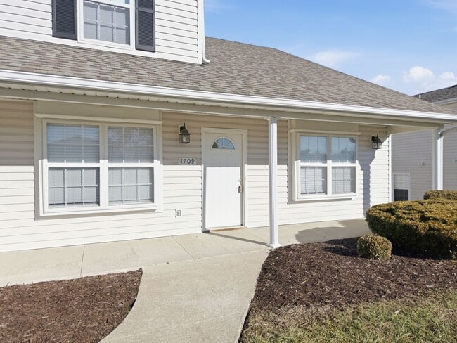 Building Photo - 1707-1709-1709 Juniper Dr