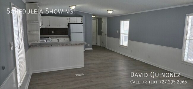 Foto del edificio - 168 Dayflower Cir