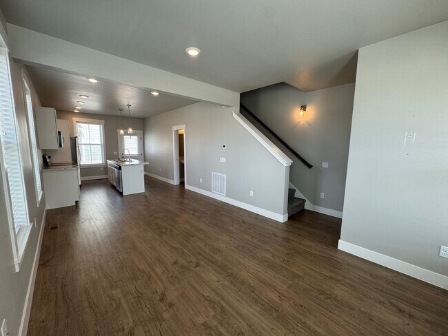 Foto del edificio - 6153 Elysian Rd
