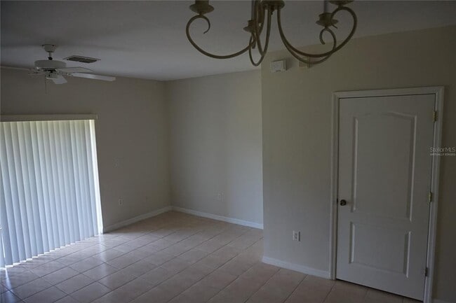 Building Photo - 117 Weymouth Dr