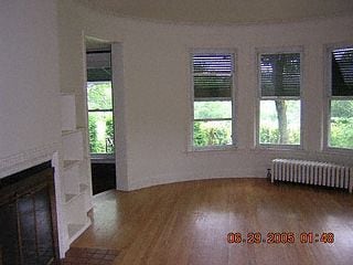 Building Photo - 5835 Putnam Dr
