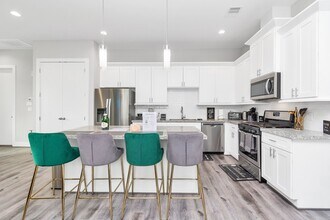 Building Photo - 6711 Allegheny St