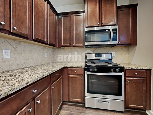 Foto del edificio - 9675 Spencer Woods Rd