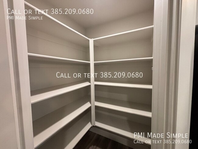 Building Photo - 1035 E 1020 S