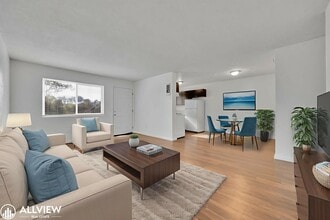 Building Photo - 1855 Bayview Heights Dr