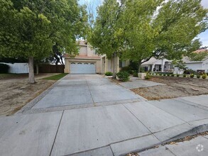 Building Photo - 37147 Alder St