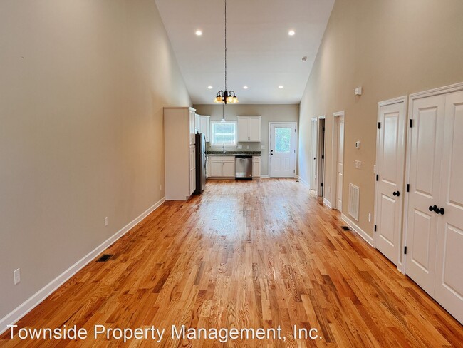 Building Photo - 3 br, 2.5 bath House - 107 Mt. Tabor Rd.