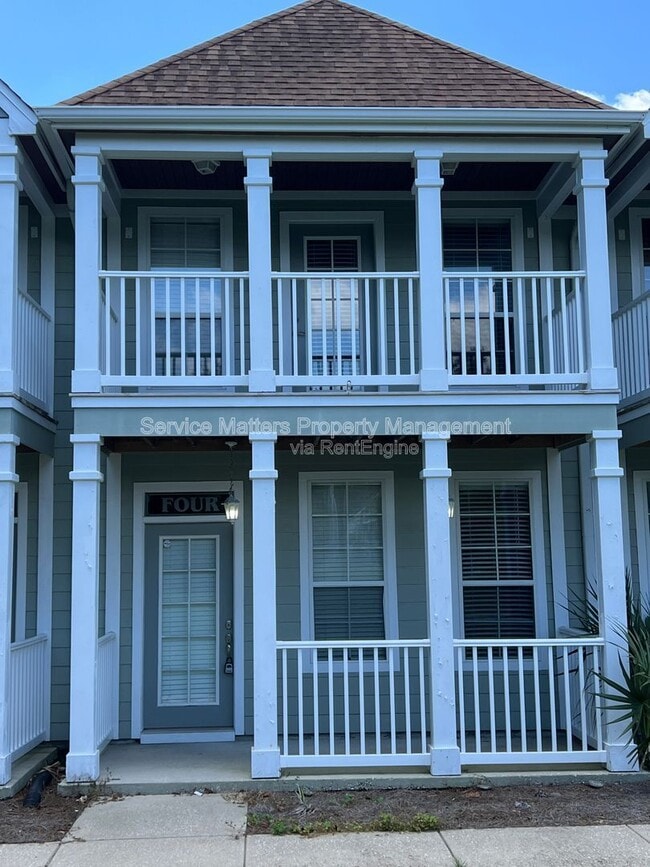 Building Photo - 306 E De Soto St
