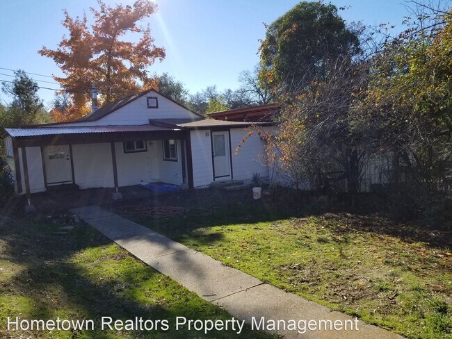 Building Photo - 2 br, 1 bath House - 10801 Joeger Rd.
