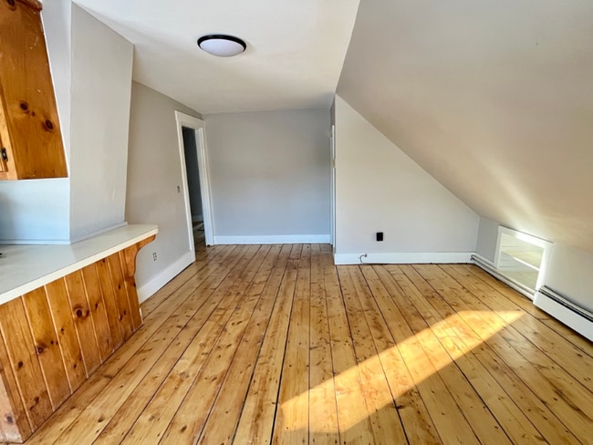 Foto del edificio - 50 N Main St