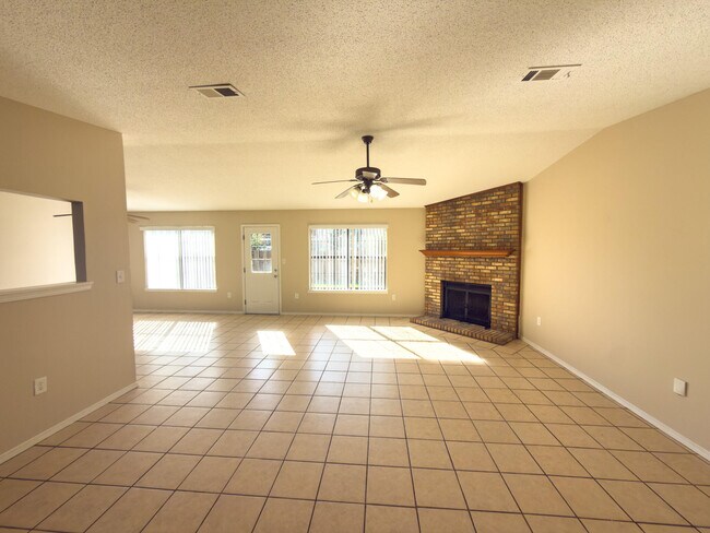 Foto del edificio - 2109 Bellmeade Cir