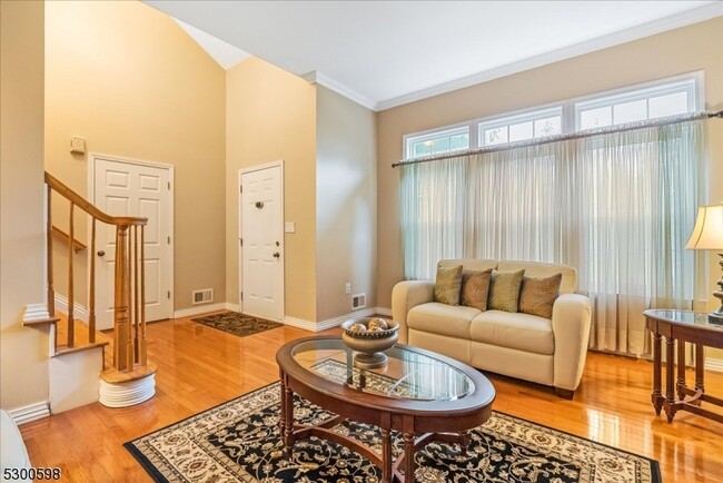 Building Photo - 330 Carnegie Ct