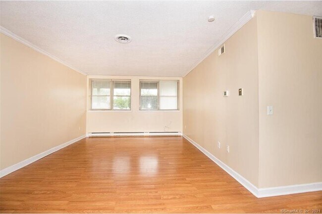 Building Photo - 90 Kane St