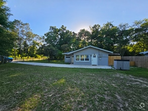 Building Photo - 19645 SW Lark Dr