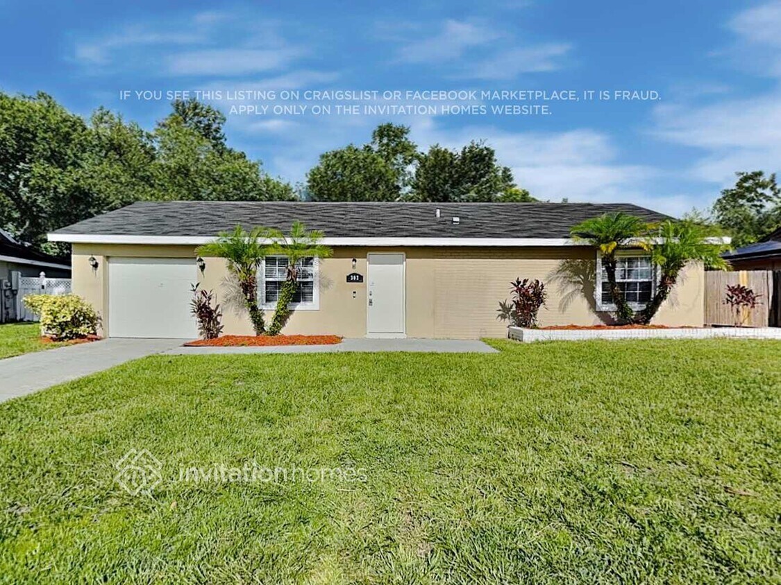 Foto principal - 302 Iowa Woods Cir W