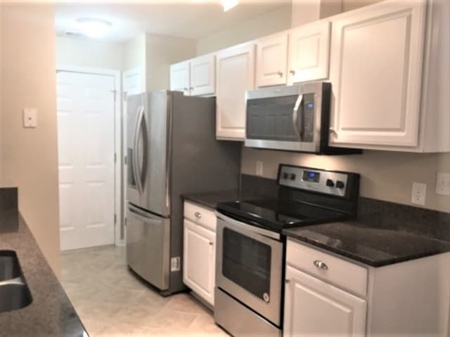 Building Photo - 505 Dresler Rd
