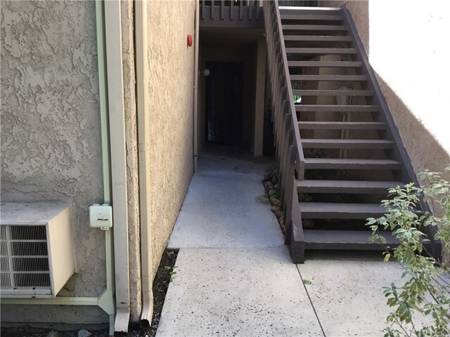 Building Photo - 7890 E Spring St