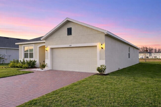 Building Photo - 1568 Sky Lks Dr