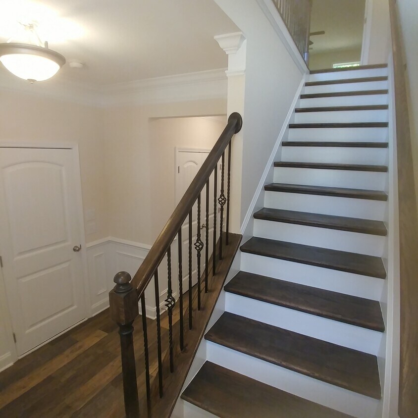 Foto principal - 217 Clearbrook Cir