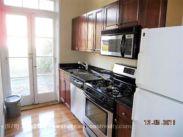 Building Photo - 297 Nahant Rd