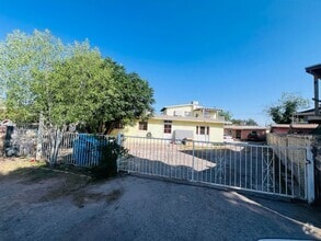 Building Photo - 129 Tassie Way