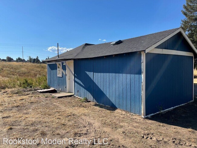 Building Photo - 2 br, 1 bath House - 212 Gage