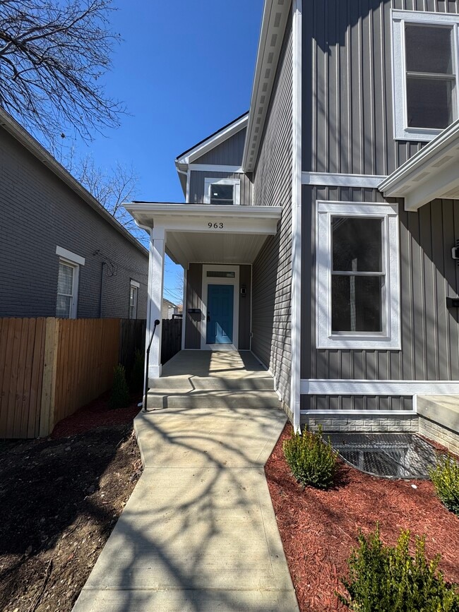 Building Photo - 963 Heyl Ave