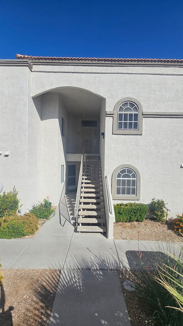 Foto del edificio - 3125 N Buffalo Dr