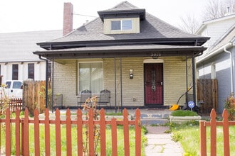 Building Photo - 3015 N Williams St