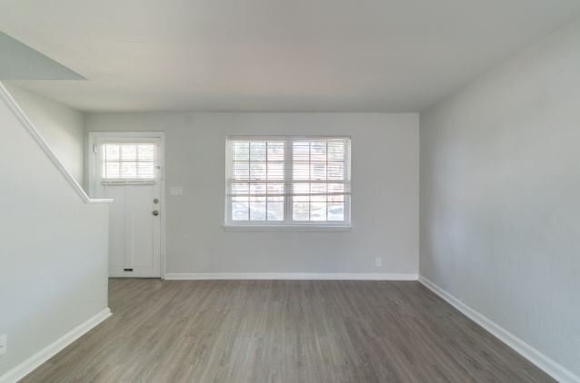 Building Photo - 124 Yorke St