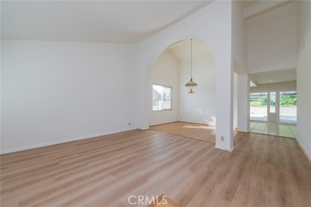 Foto del edificio - 605 Broken Bow Ln