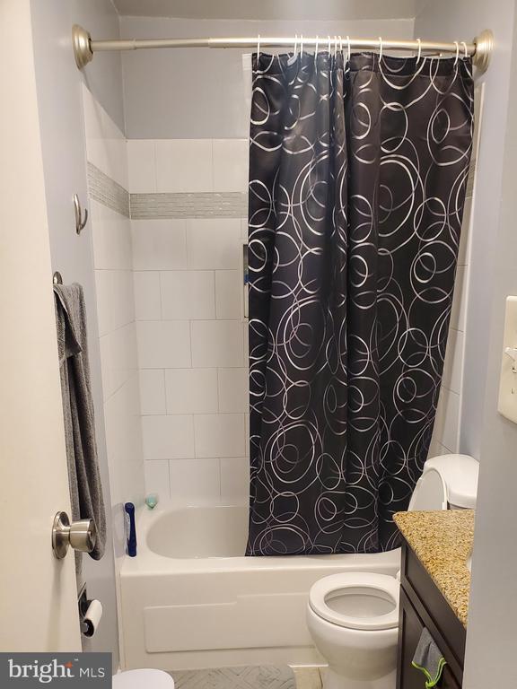 Building Photo - 15417 Valencia St