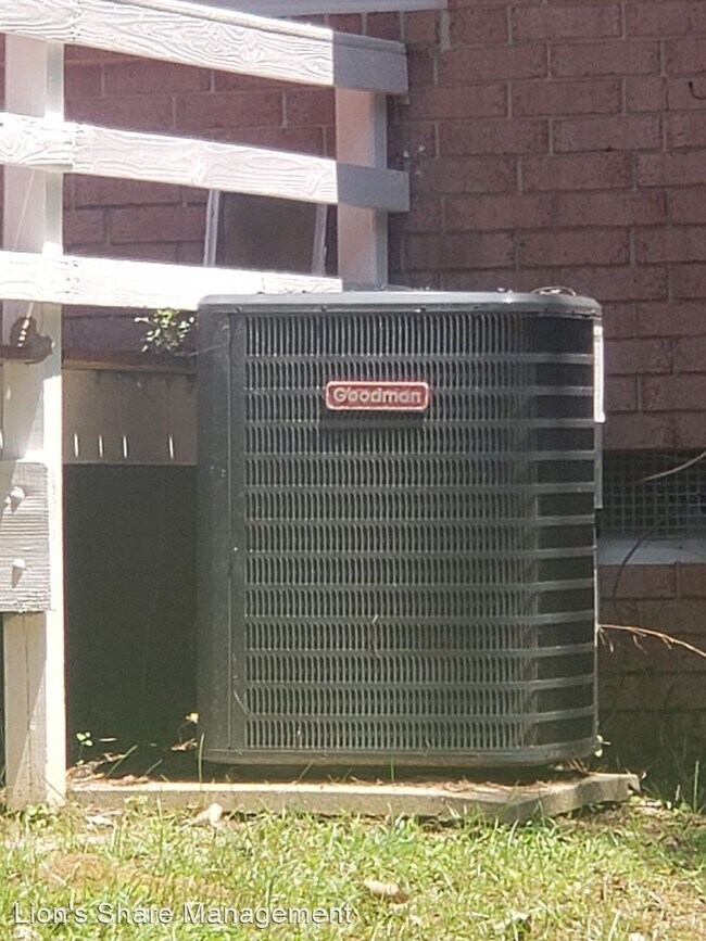 Foto del edificio - 3 br, 2 bath House - 3241 Big Oak Street