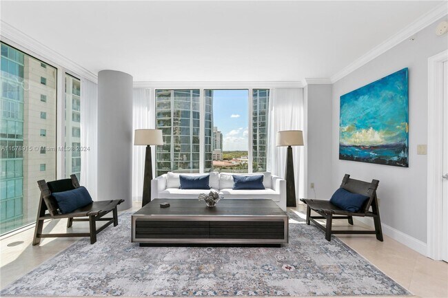 Building Photo - 3350 SW 27th Ave