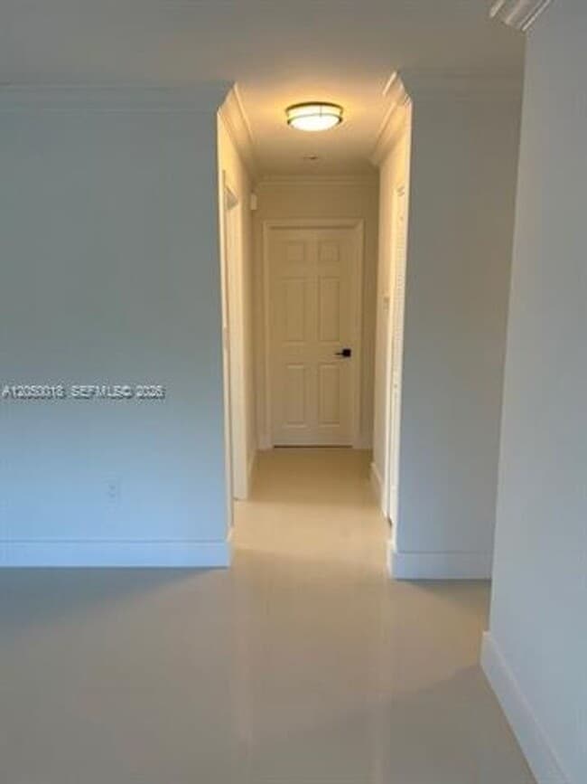 Foto del edificio - 1745 SW 21st St