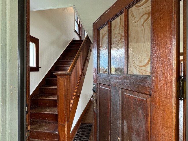 Foto del edificio - 2207 Wilkes Ave