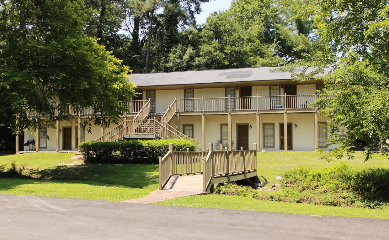 Mossbrook Condominiums Apartments in Columbia, SC