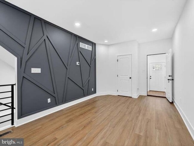 Foto del edificio - 5859 Delancey St