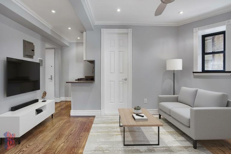 Foto principal - 209 E 25th St