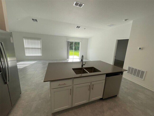 Foto del edificio - 4231 Green Gables Pl