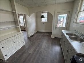 Building Photo - 1105 Virginia St
