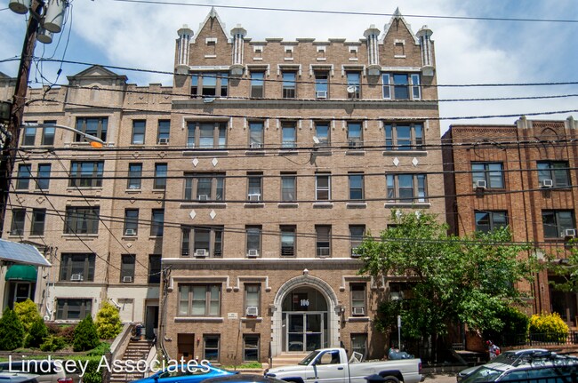 Foto del edificio - 106 Glenwood Ave